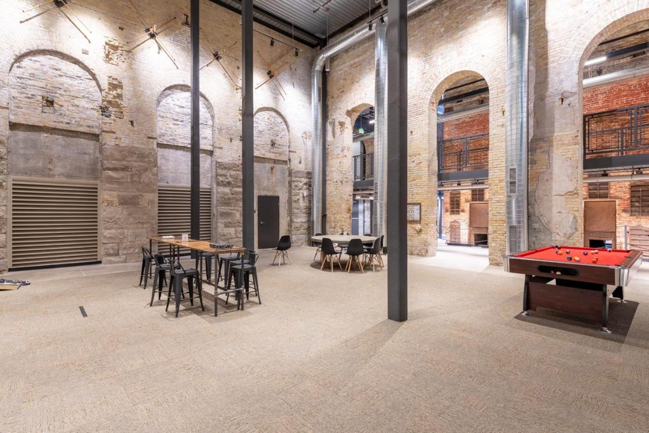 Brewery District Luxe 2Br Near Fiserv With Parking Milwaukee Exterior photo