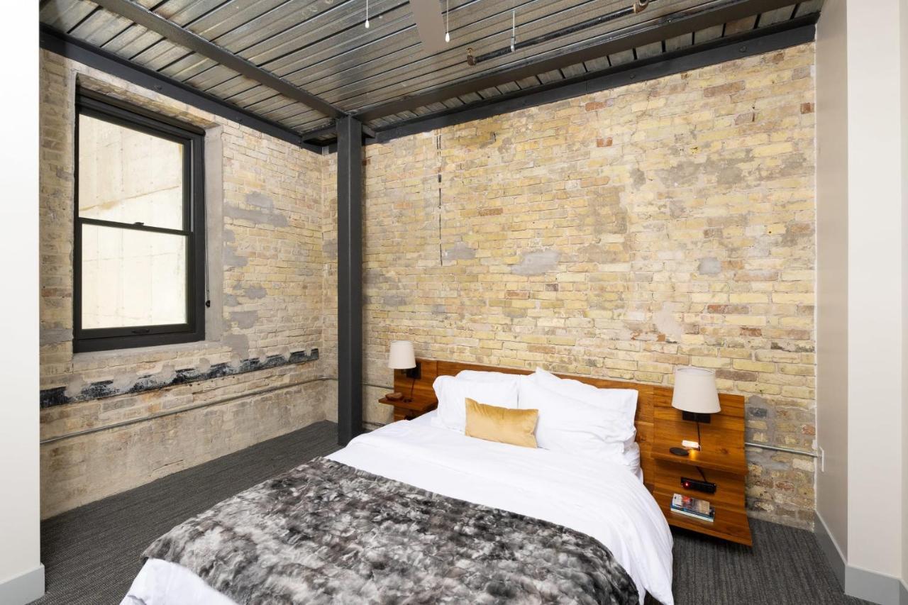Brewery District Luxe 2Br Near Fiserv With Parking Milwaukee Exterior photo
